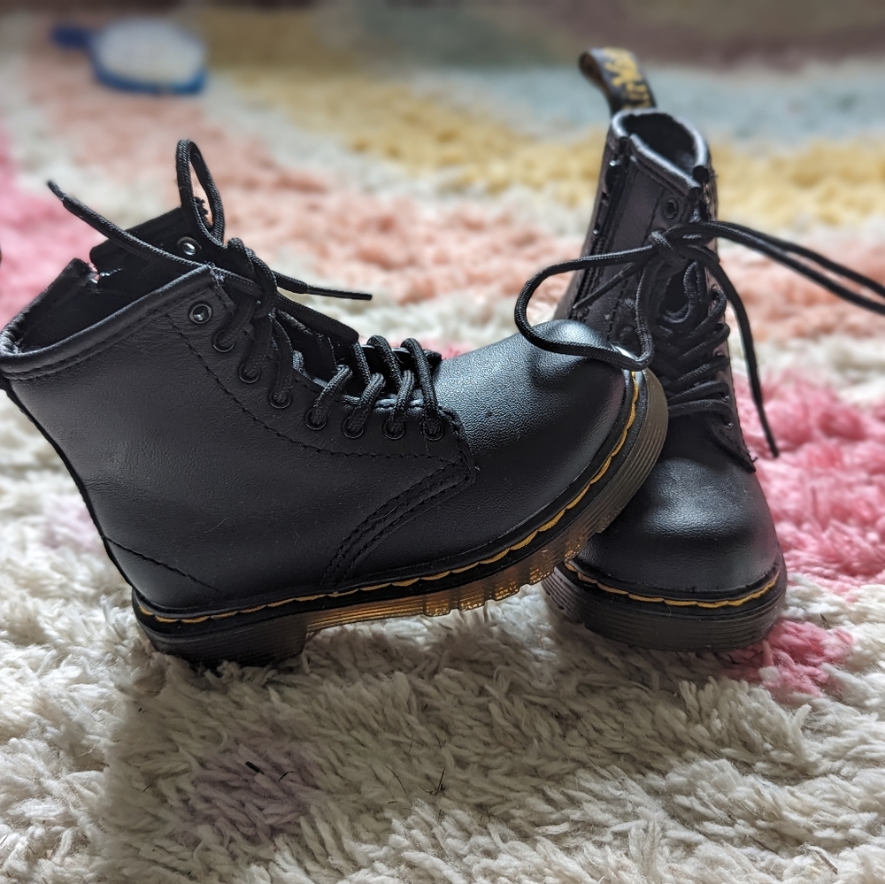Dr martens Size 7